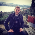 Yazan nusaibah sur yala.fm